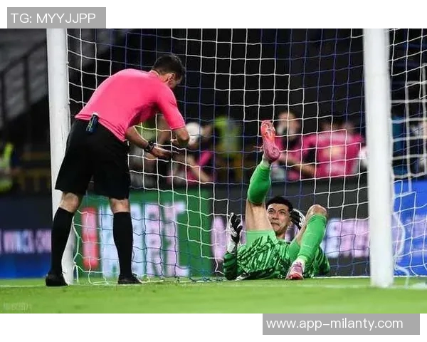 中国金手套奖候选人名单揭晓陈晨侯森李昊刘殿座颜骏凌争夺荣誉